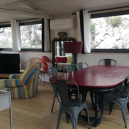 Belle Maison Ardechoise Avec Piscine Ferienhaus